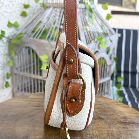Dooney and Bourke Vintage Crossbody Bag - Picture 4 of 15